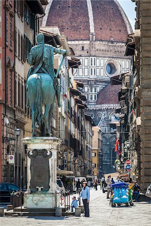 statue of horse - Equestrian Statue of Ferdinando I in Piazza della Santissima Annunziata, Florence, Tuscany, Italy Stock Photo - Rights-Managed, Code: 700-06334731