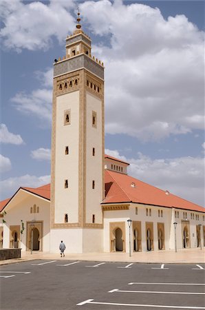 parking lot - Mosque, Ifrane, Morocco Stock Photo - Rights-Managed, Code: 700-06355128