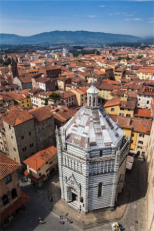 duomo - Baptistery in Piazza del Duomo, Pistoia, Tuscany, Italy Stock Photo - Rights-Managed, Code: 700-06368009