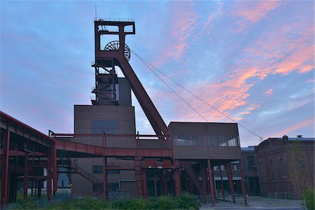 simsearch:700-06368432,k - Zeche Zollverein at Dawn, Essen, North Rhine-Westphalia, Germany Stock Photo - Rights-Managed, Code: 700-06368469