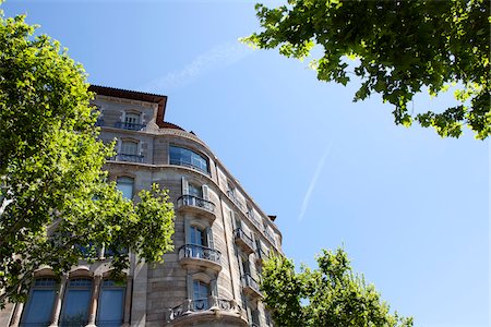 Building Exterior, Avinguda de Gaudi, Barcelona, Catalunya, Spain Foto de stock - Con derechos protegidos, Código: 700-06383685