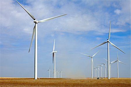 energía eólica - Wind Turbines in Field, Colorado, USA Foto de stock - Con derechos protegidos, Código: 700-06383714