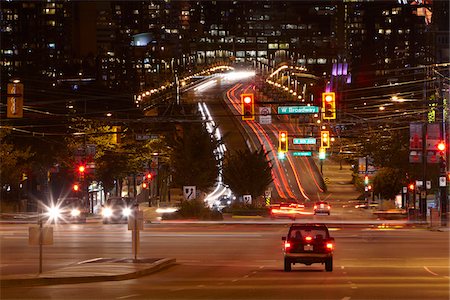 simsearch:700-06407961,k - Intersection at Night, Vancouver, British Columbia, Canada Stock Photo - Rights-Managed, Code: 700-06383806