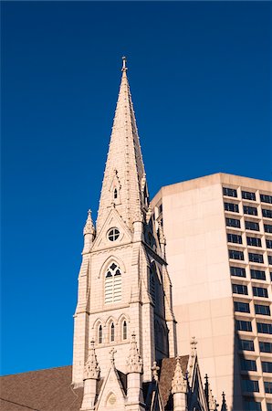 Spire of St. Mary's Basilica with High Rise in Background, Halifax , Nova Scotia, Canada Foto de stock - Con derechos protegidos, Código: 700-06439156