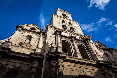 simsearch:700-06465885,k - Low Angle View of Basilica Menor de San Francisco de Asis, Old Havana, Havana, Cuba Stock Photo - Rights-Managed, Code: 700-06465874