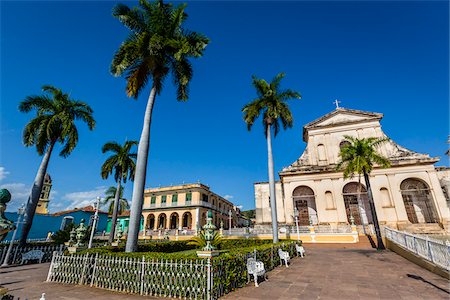simsearch:700-06465885,k - Iglesia Parroquial de la Santisima Trinidad in Plaza Mayor, Trinidad, Cuba Stock Photo - Rights-Managed, Code: 700-06465948