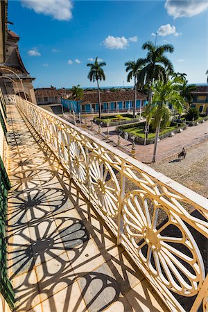 simsearch:700-06465885,k - Ornamental Balcony Railing Overlooking Plaza Mayor, Trinidad, Cuba Stock Photo - Rights-Managed, Code: 700-06465965