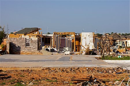 destructing - Tornado Damage in Residential Neighbourhood, Moore, Oklahoma, USA. Stock Photo - Rights-Managed, Code: 700-06847393