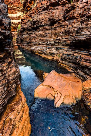 erosion and canyons - Spider Walk, Hancock Gorge, Karijini National Park, The Pilbara, Western Australia, Australia Photographie de stock - Rights-Managed, Code: 700-06841543