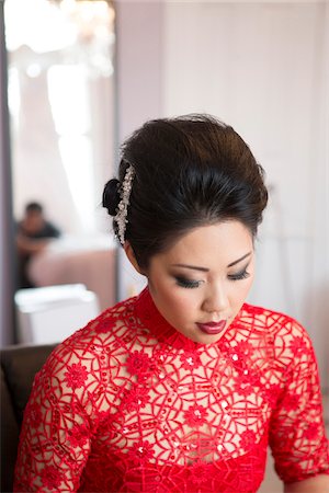 east asian - Portrait of Bride Getting Ready for Wedding Photographie de stock - Rights-Managed, Code: 700-07199749