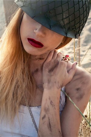 fashion ring - Close-up of Sleeping Woman Soldier Stock Photo - Rights-Managed, Code: 700-07192129