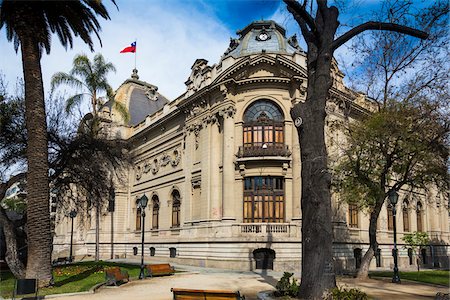 simsearch:700-07237687,k - Museo Nacional de Bellas Artes, Santiago, Chile Stock Photo - Rights-Managed, Code: 700-07237703
