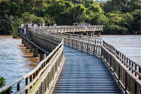 simsearch:841-06501835,k - Observation Deck at Devil's Throat (Garganta del Diablo), Iguacu Falls, Iguacu National Park, Argentina Stock Photo - Rights-Managed, Code: 700-07237783