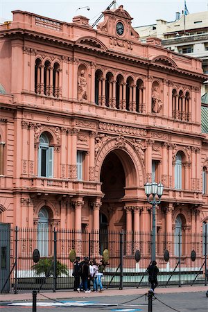 simsearch:700-07237764,k - Casa Rosada, the Presidential Palace in Plaza de Mayo, Buenos Aires, Argentina Stock Photo - Rights-Managed, Code: 700-07237955