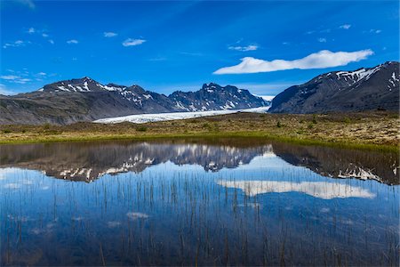 simsearch:700-07745169,k - Scenic view of mountains reflected in glacial lake, Svinafellsjokull, Skaftafell National Park, Iceland Stock Photo - Rights-Managed, Code: 700-07760113