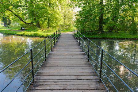 spring - Bridge in Spring, Park Schonbusch, Aschaffenburg, Lower Franconia, Bavaria, Germany Stock Photo - Rights-Managed, Code: 700-08007033