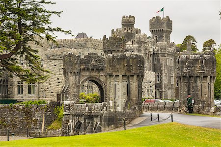 schloss (palast) - Ashford Castle, Cong, County Mayo, Ireland Stockbilder - Lizenzpflichtiges, Bildnummer: 700-08146477