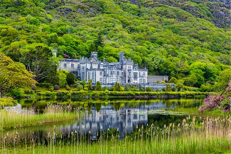 Kylemore Castle, Connemara, County Galway, Ireland Photographie de stock - Rights-Managed, Code: 700-08146483