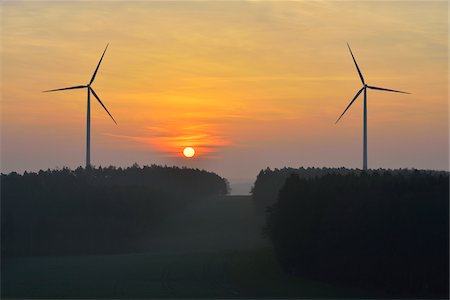 Countryside with Wind Turbines at Sunrise, Wenschdorf, Miltenberg, Odenwald, Bavaria, Germany Photographie de stock - Rights-Managed, Code: 700-08146499