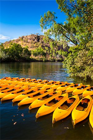 renting - Canoes for Hire at Katherine Gorge, Nitmiluk National Park, Northern Territory, Australia Photographie de stock - Rights-Managed, Code: 700-08200949