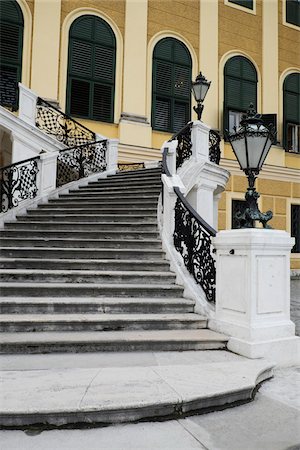 schloss schonbrunn - Staircase and main entrance, Schloss Schonbrunn, (Hofburg Summer Palace), Vienna, Austria. Stock Photo - Rights-Managed, Code: 700-08232198