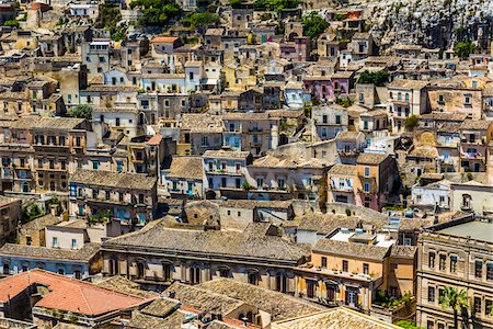 simsearch:700-07279101,k - Overview of rooftops of old, compacted buildings in historical Modica in the Provnice of Ragusa in Sicily, Italy Stock Photo - Rights-Managed, Code: 700-08723119