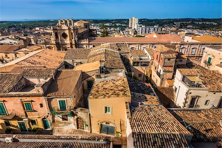 simsearch:700-07279101,k - The terracotta rooftops and overview of the Old Town in the city of Noto in the Province of Syracuse in Sicily, Italy Stock Photo - Rights-Managed, Code: 700-08723159