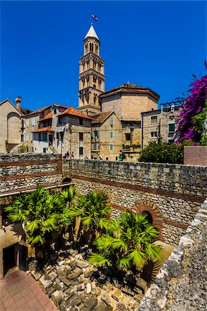simsearch:841-07204677,k - The Bell Tower and the Cathderal of St Domnius and the remains of Diocletian's Palace in the Old Town of Split in Split-Dalmatia County, Croatia Stock Photo - Rights-Managed, Code: 700-08765440