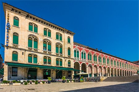 simsearch:855-08420585,k - Neo-Renaissance buildings in the Republic Square (Prokurative) in the Old Town of Split in Split-Dalmatia County, Croatia Stock Photo - Rights-Managed, Code: 700-08765466