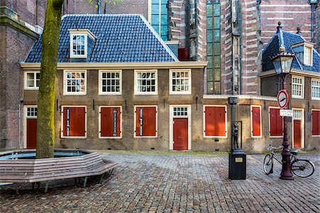 simsearch:700-03698221,k - The Oude Kerk (Old Church) at Oudekersplein (Old Church Square) in the city center of Amsterdam, Holland Stock Photo - Rights-Managed, Code: 700-08973514