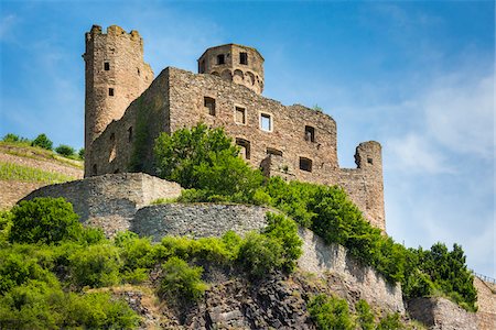 steep - Ehrenfels Castle Ruin along the Rhine between Rudesheim and Koblenz, Germany Stock Photo - Rights-Managed, Code: 700-08973597