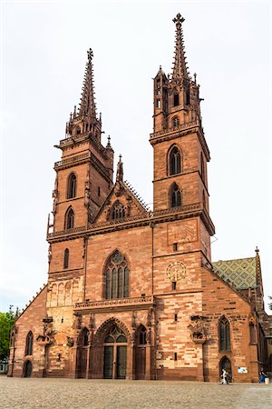 simsearch:841-03868215,k - Imposing facade of Basel Cathedral (Basel Minster), Basel, Switzerland Stock Photo - Rights-Managed, Code: 700-08986117