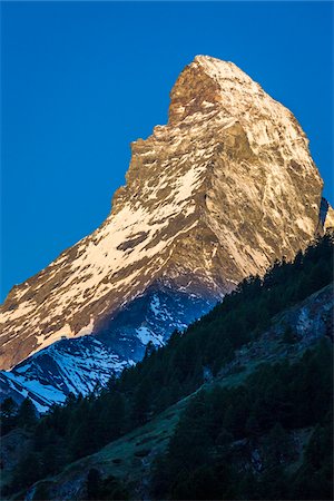 pennine alps - Close-up of the sunlit Matterhorn mountain at Zermatt, in Switzerland Stock Photo - Rights-Managed, Code: 700-08986329