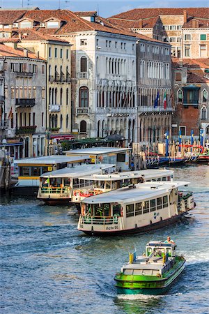 simsearch:862-05998030,k - Ferry boats travelling along the Grand Canal in the morning on a sunny day in Venice, Italy Stock Photo - Rights-Managed, Code: 700-08986669