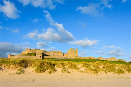 dune heath - Bamburgh Castle and beach on a bright, sunny day in Bamburgh in Northumberland, England, United Kingdom Stock Photo - Rights-Managed, Code: 700-09013954