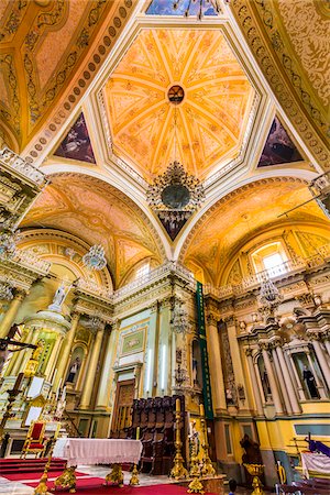 Ceilings and altar of the ornate baroque interior of the Basilica of Our Lady of Guanajuato, Guanajuato City, Mexico Stock Photo - Rights-Managed, Code: 700-09071057