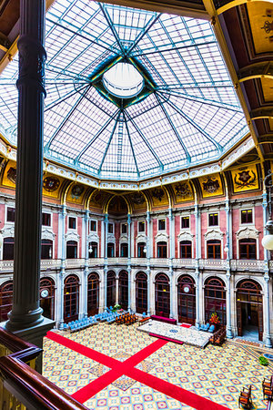 Hall of Nations with skylight, inside the Stock Exchange Palace (Palacio da Bolsa) in Porto, Norte, Portugal Stock Photo - Rights-Managed, Code: 700-09226655