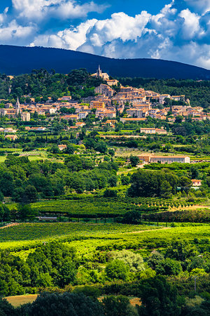 provence-alpes-cote d'azur - Bonnieux, Luberon Valley, Provence-Alpes-Cote d'Azur, Provence, France. Stock Photo - Rights-Managed, Code: 700-09236867