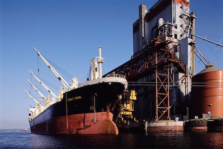 simsearch:700-03368682,k - Grain Loading North Vancouver British Columbia, Canada Stock Photo - Rights-Managed, Code: 700-00004294