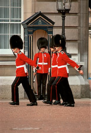 simsearch:700-01645266,k - Queen's Guard London, England Stock Photo - Rights-Managed, Code: 700-00000755