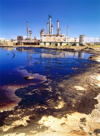 simsearch:700-00018773,k - Abandoned Oil Refinery and Pollution Montana, USA Stock Photo - Rights-Managed, Code: 700-00016400