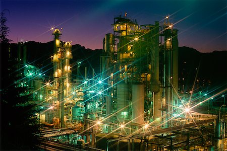 simsearch:700-00018773,k - Refinery at Dusk Burnaby, British Columbia Canada Stock Photo - Rights-Managed, Code: 700-00010006