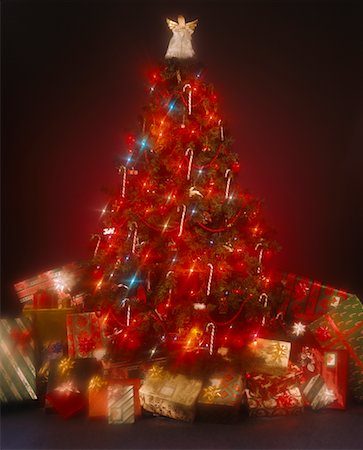 simsearch:700-00547217,k - Christmas Tree and Presents Stock Photo - Rights-Managed, Code: 700-00012160