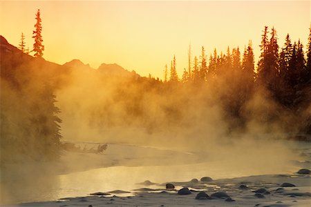 simsearch:700-00549253,k - Sunrise over Bow River Banff National Park Alberta, Canada Stock Photo - Rights-Managed, Code: 700-00013707