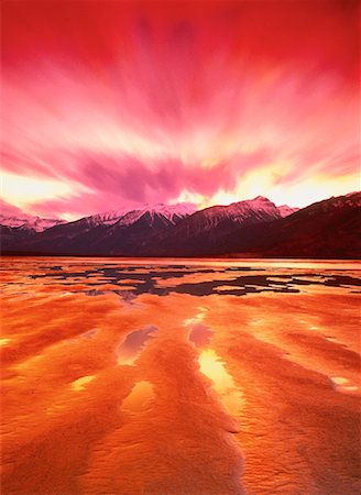 simsearch:700-00549253,k - Jasper Lake at Sunset Jasper National Park Alberta, Canada Stock Photo - Rights-Managed, Code: 700-00024528