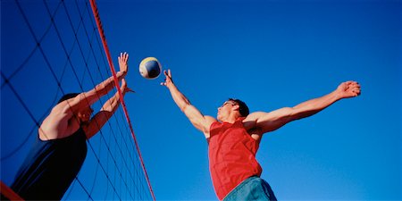 simsearch:632-01161489,k - Men Playing Beach Volleyball Toronto, Ontario, Canada Foto de stock - Con derechos protegidos, Código: 700-00024972