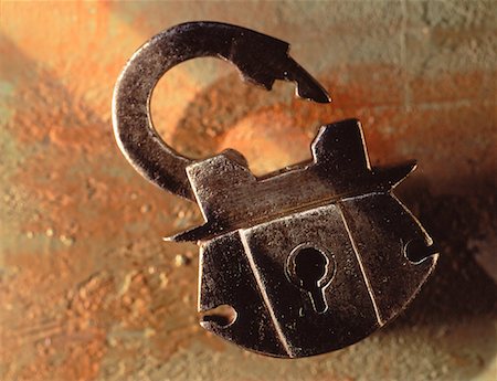 simsearch:700-00023730,k - Close-Up of Padlock Stock Photo - Rights-Managed, Code: 700-00025756