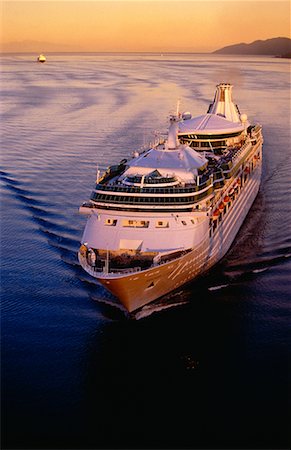 simsearch:700-01111260,k - Cruise Ship at Sunset Vancouver, British Columbia Canada Stock Photo - Rights-Managed, Code: 700-00026025