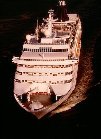 simsearch:700-01111260,k - Cruise Ship at Sunset Vancouver, British Columbia Canada Stock Photo - Rights-Managed, Code: 700-00026027