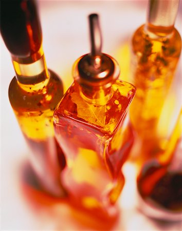 pourer - Bottles with Oil Stock Photo - Rights-Managed, Code: 700-00028505